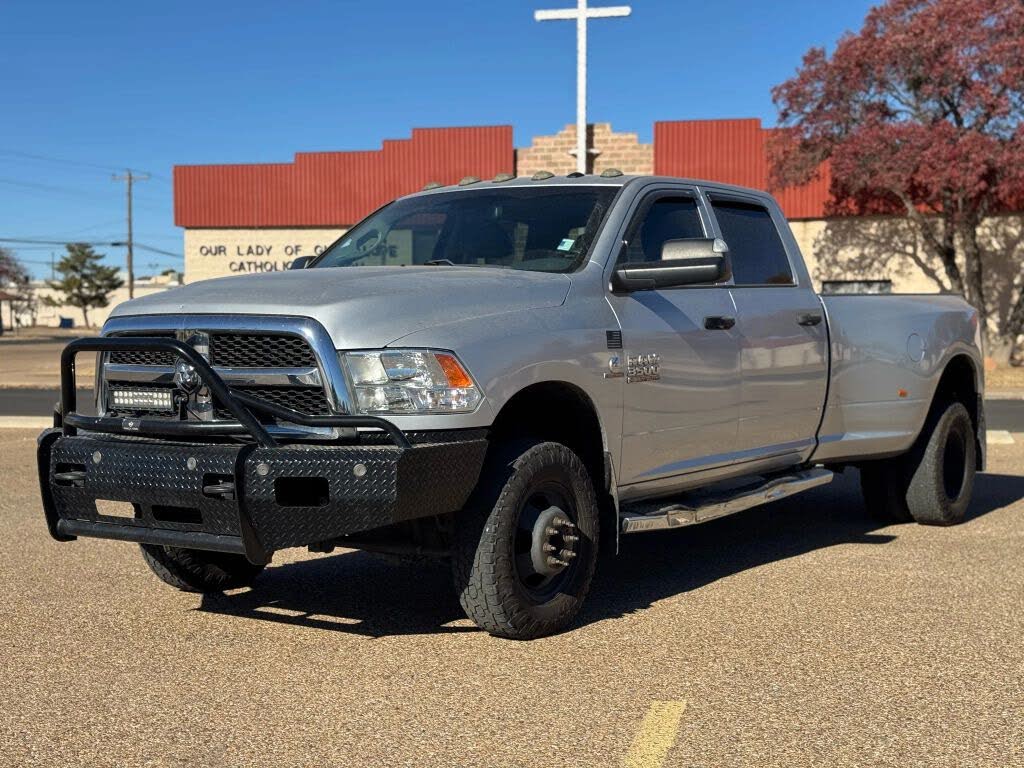 2016 RAM 3500 Tradesman Crew Cab LB DRW 4WD