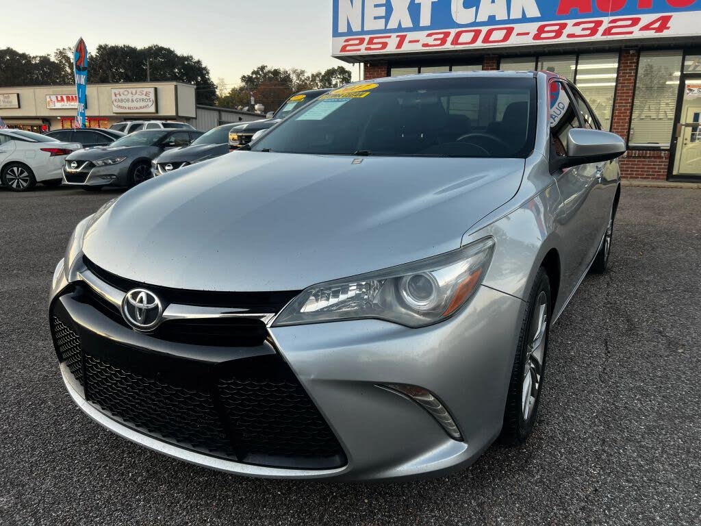 2017 Toyota Camry SE