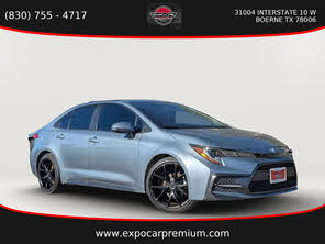 Toyota Corolla SE FWD