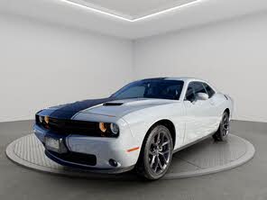 Dodge Challenger SXT AWD