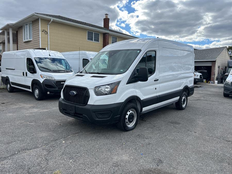 2022 Ford Transit Cargo 250 Medium Roof LB RWD