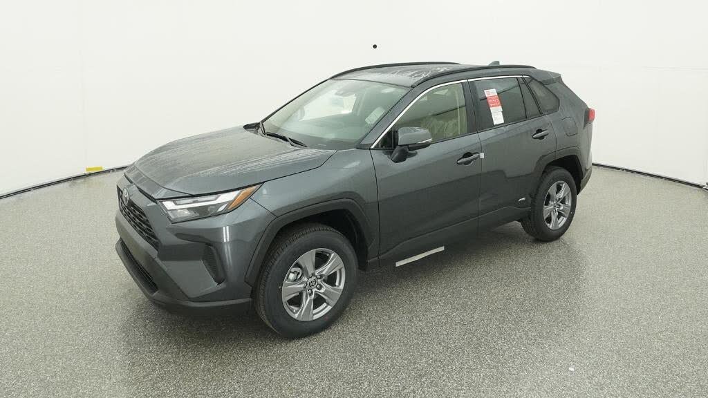 2025 Toyota RAV4 Hybrid XLE AWD