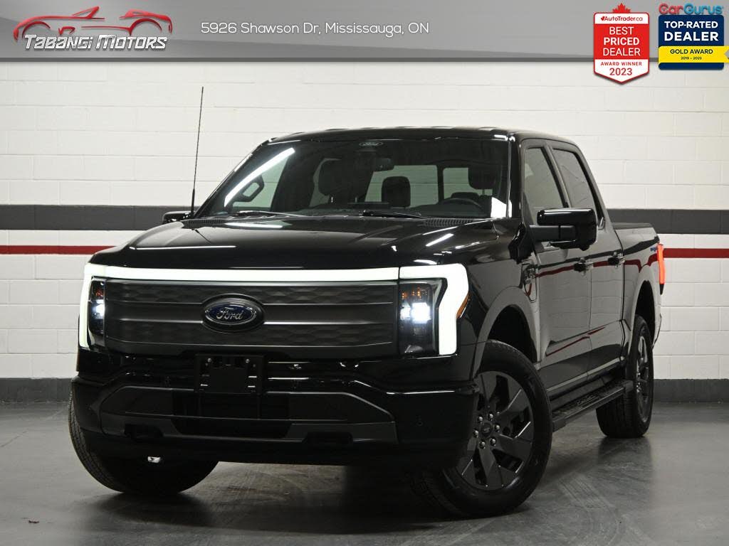 2022 Ford F-150 Lightning Lariat SuperCrew AWD