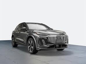 Audi Q6 e-tron quattro Progressiv with Black Optics Package