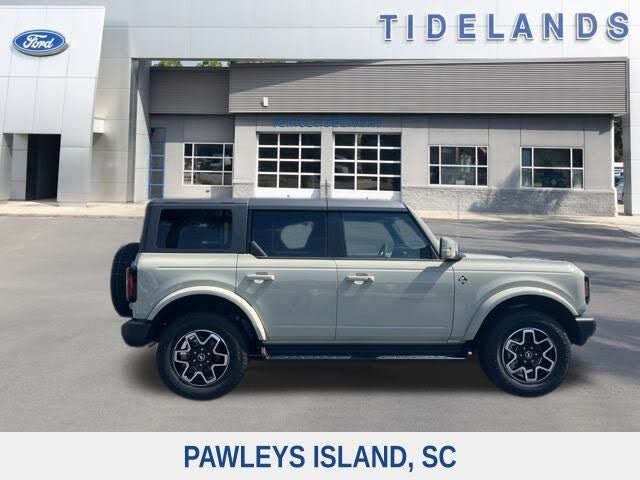 2025 Ford Bronco Outer Banks 4-Door 4WD