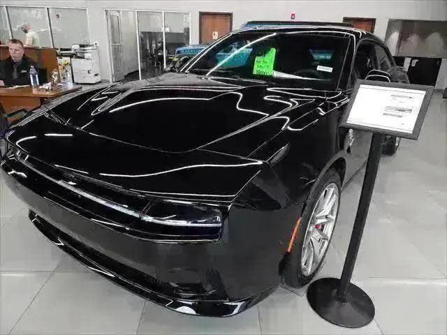 2025 Dodge Charger Daytona Scat Pack AWD