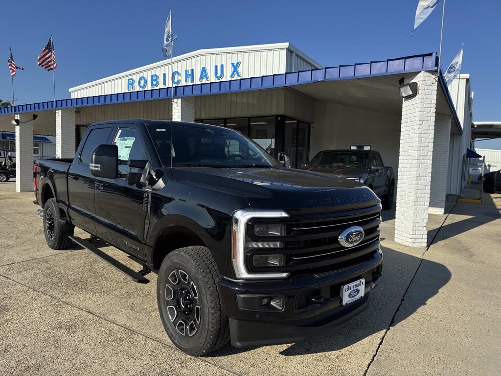 2026 Ford F-250 Super Duty Platinum Crew Cab 4WD