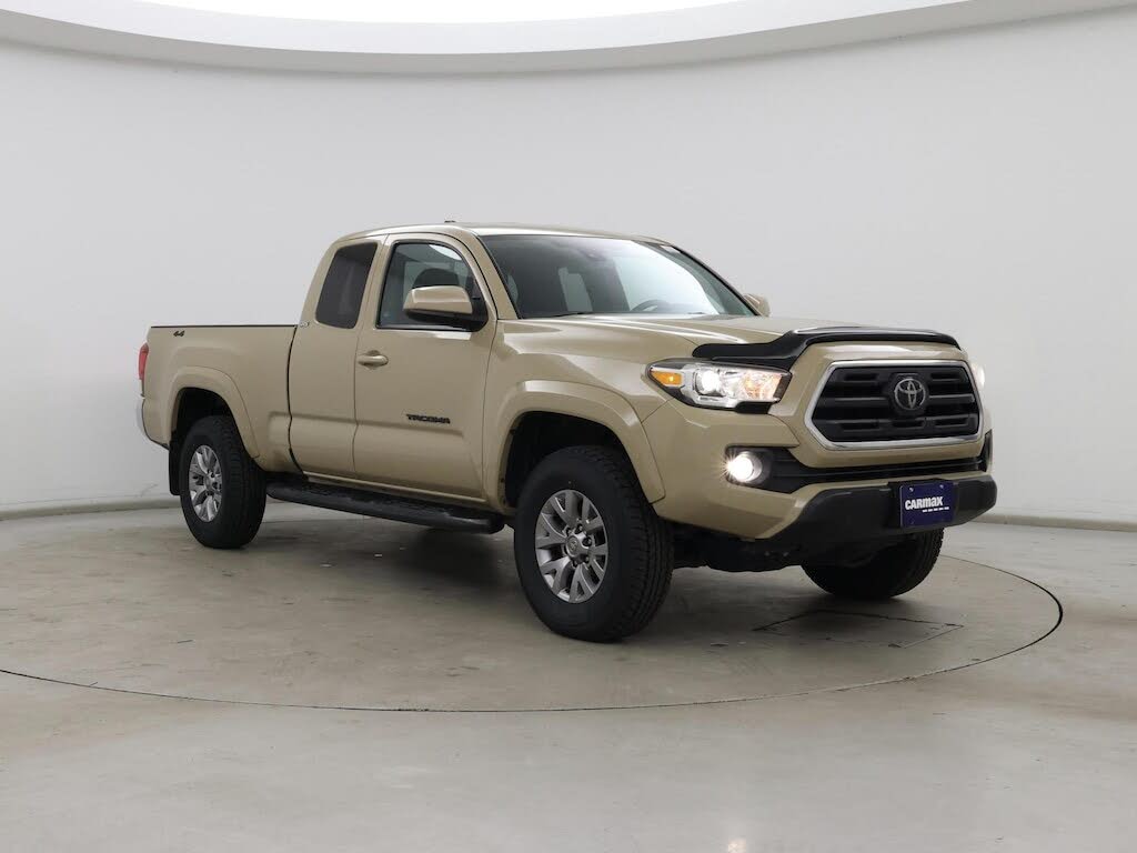 2018 Toyota Tacoma SR5 V6 Access Cab 4WD