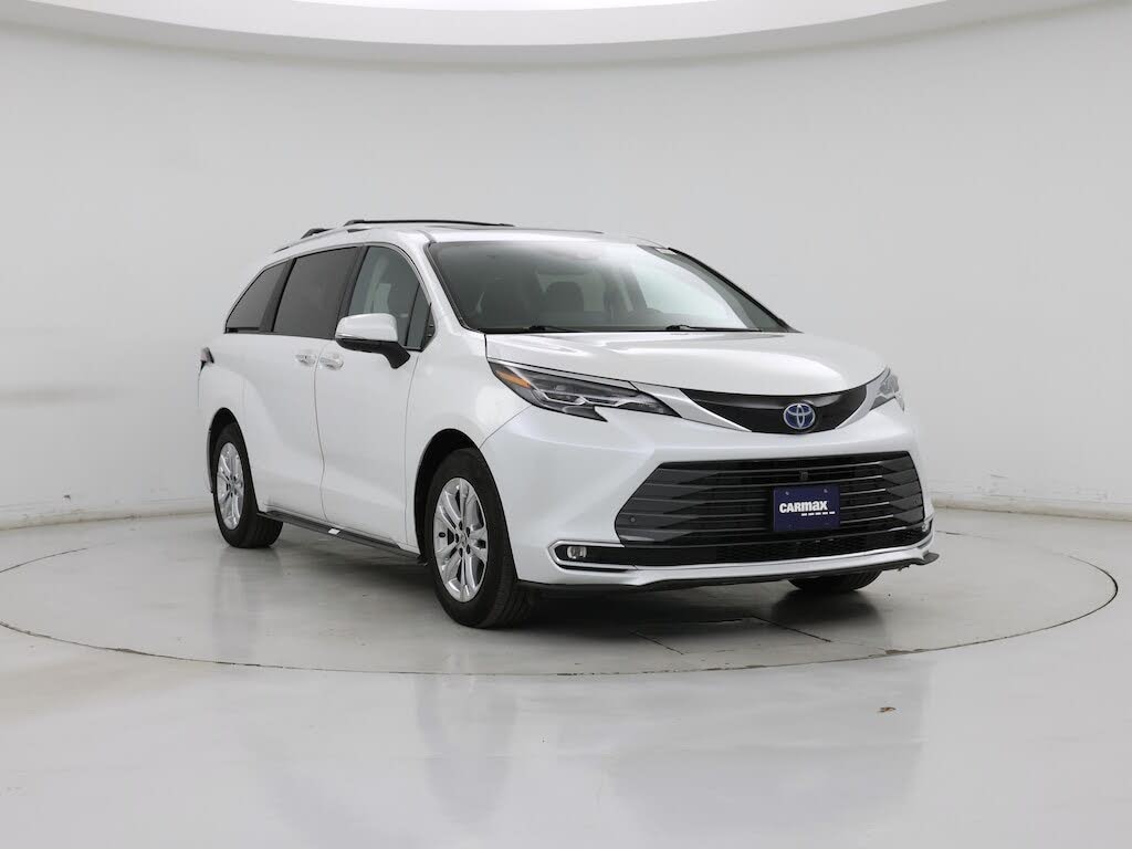2024 Toyota Sienna Platinum 7-Passenger AWD