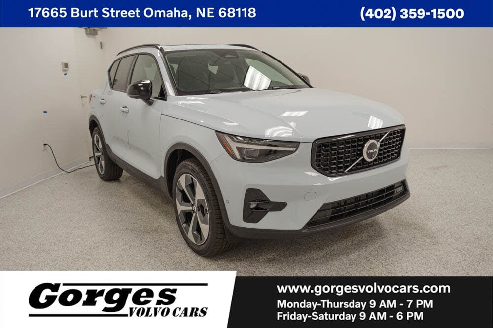 2026 Volvo XC40 B5 Plus AWD
