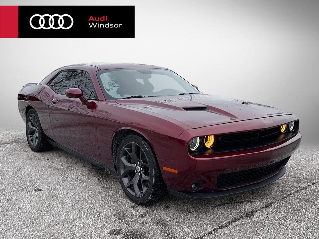 2017 Dodge Challenger SXT Plus RWD