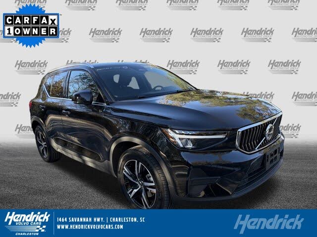 2025 Volvo XC40 B5 Core Bright Theme AWD