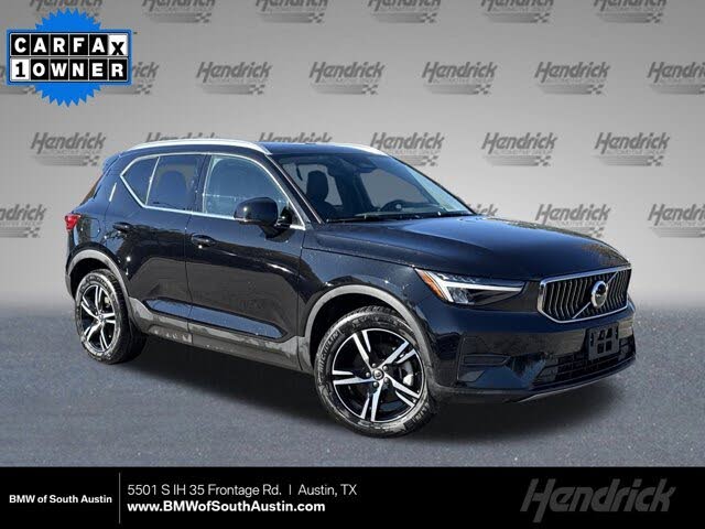 2025 Volvo XC40 B5 Core Bright Theme AWD