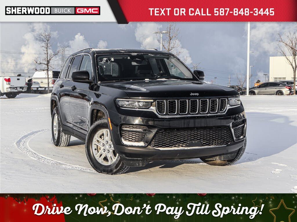 2023 Jeep Grand Cherokee Laredo 4WD