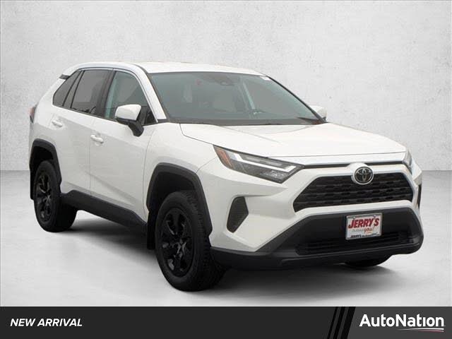 2023 Toyota RAV4 LE FWD