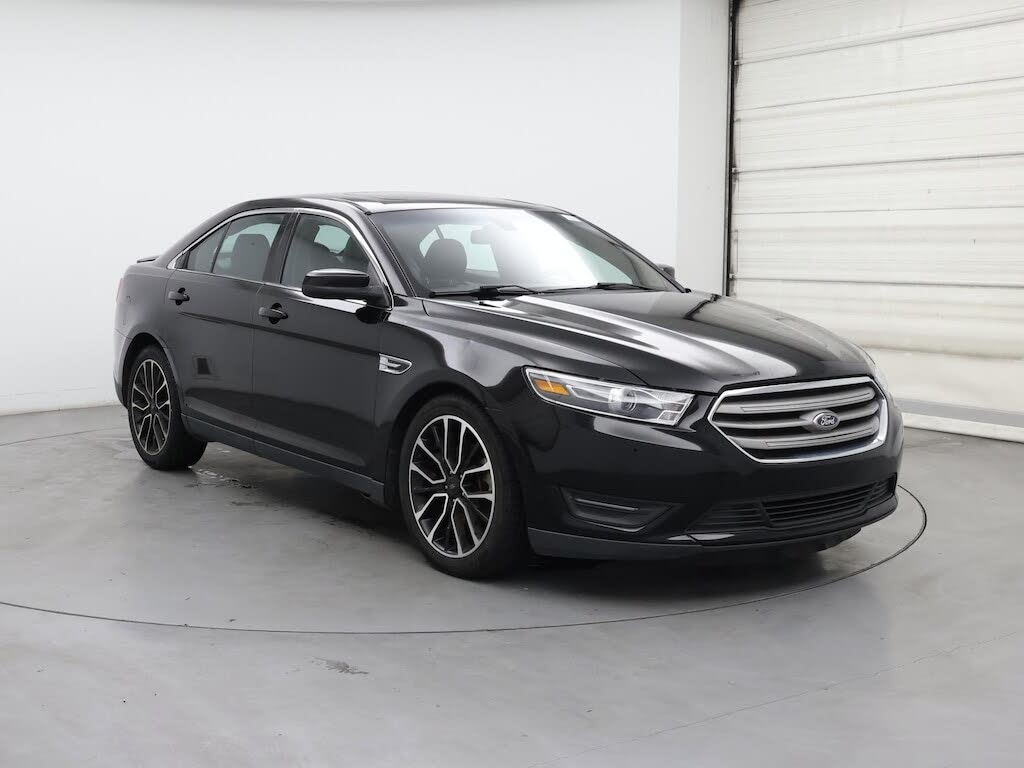 2017 Ford Taurus SEL