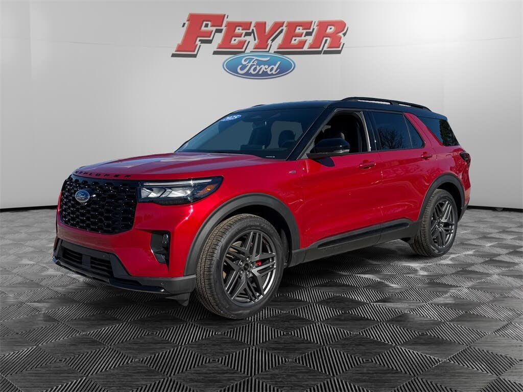 2025 Ford Explorer ST-Line RWD