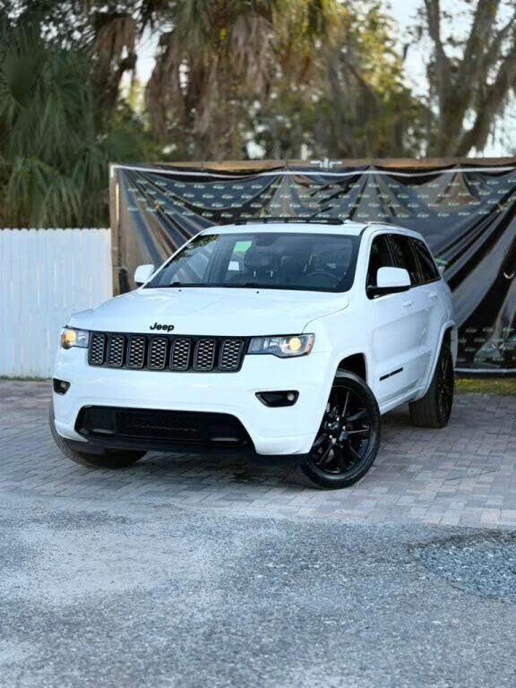 2018 Jeep Grand Cherokee Altitude 4WD