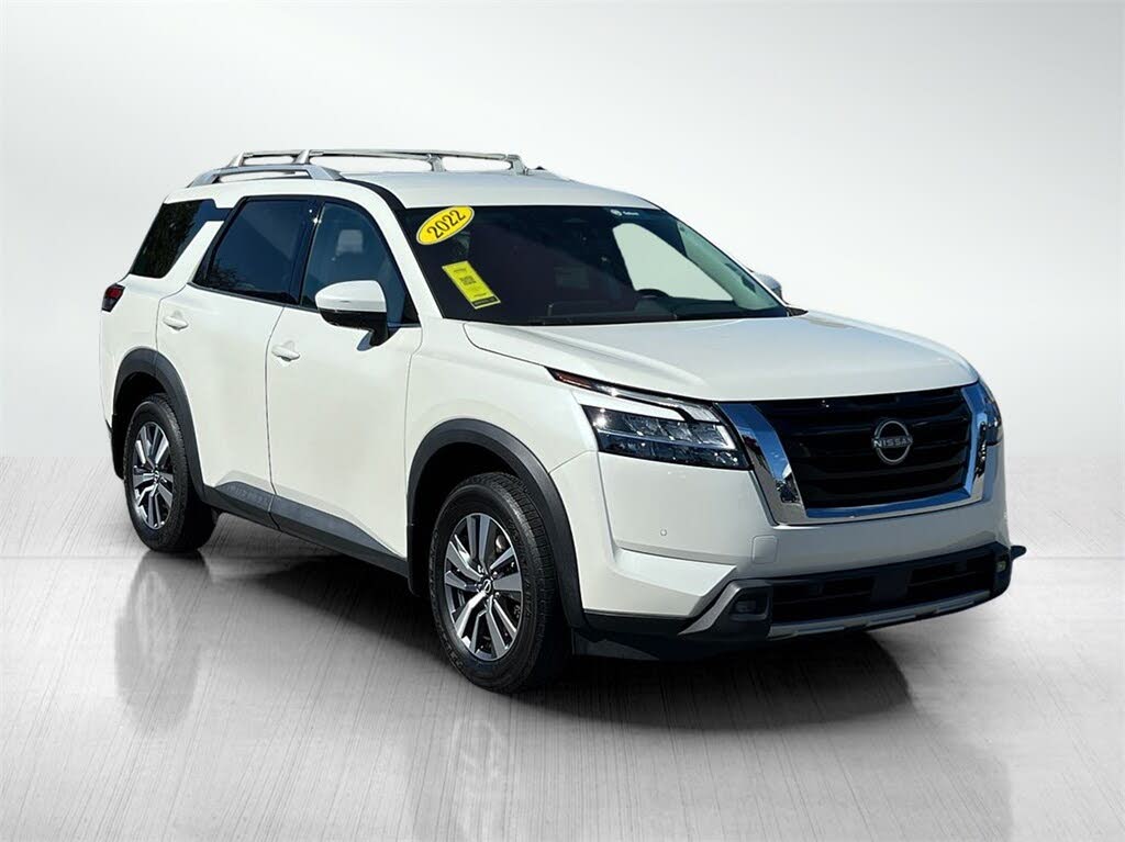 2022 Nissan Pathfinder SL 4WD