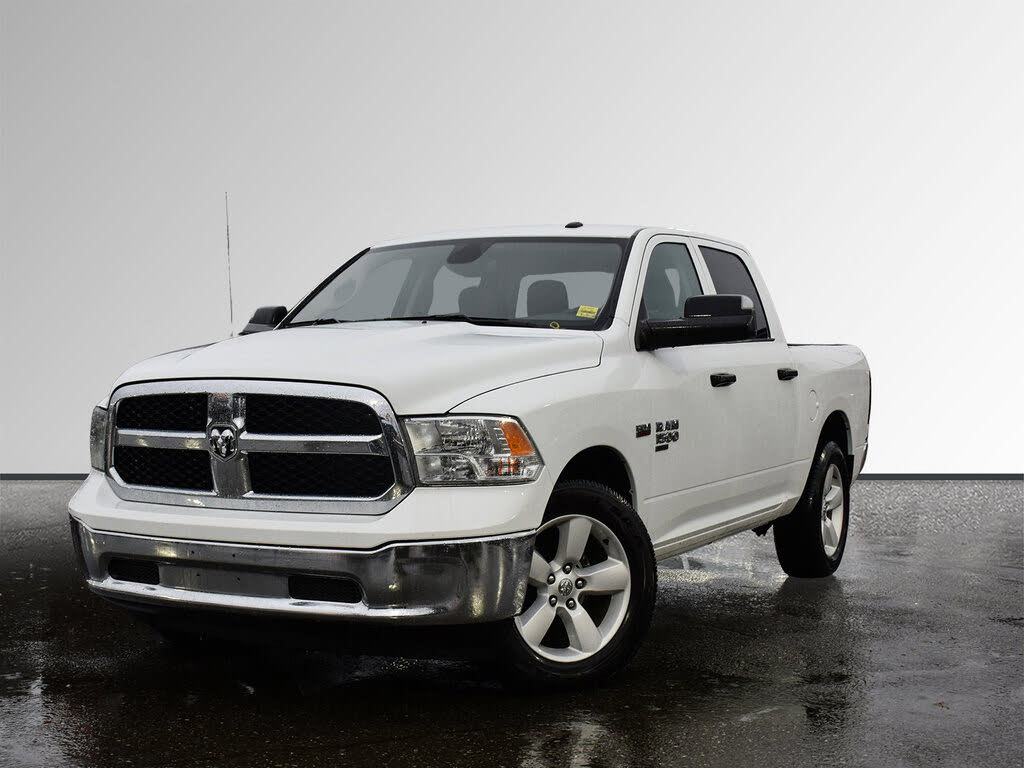 2023 RAM 1500 Classic SLT Crew Cab 4WD