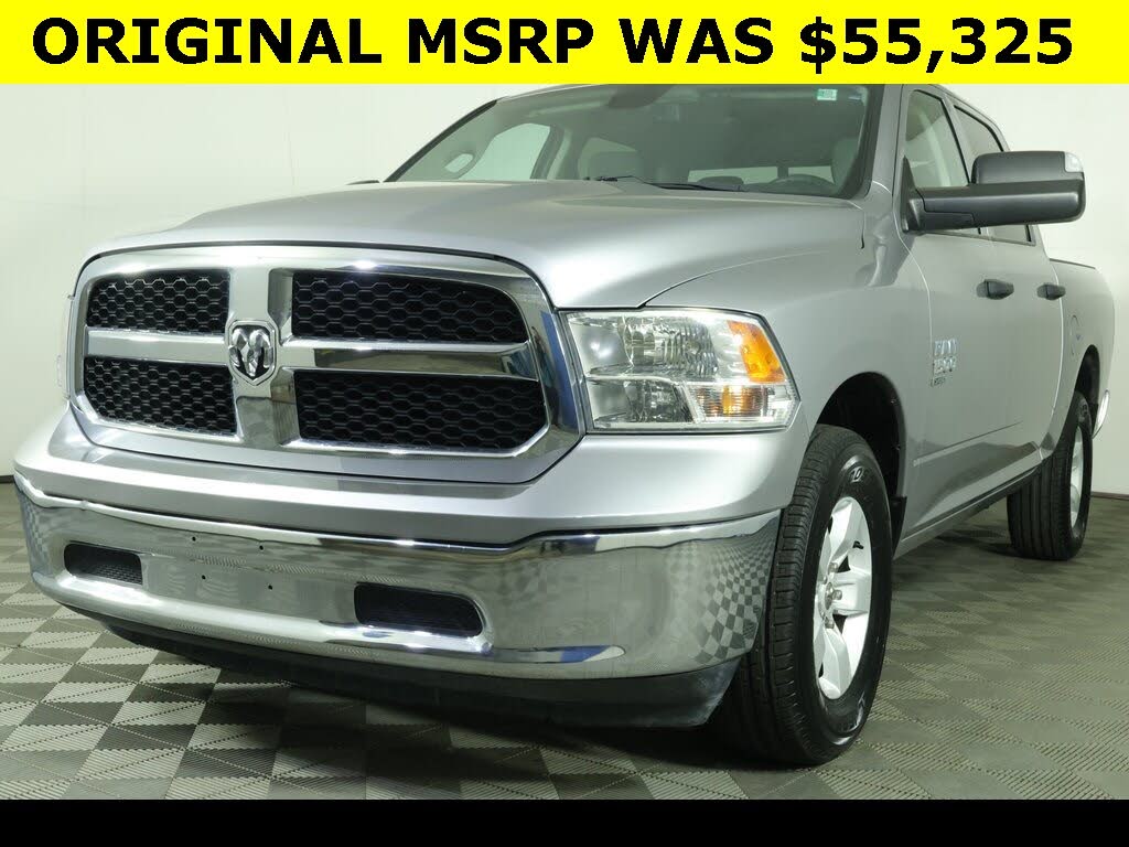 2023 RAM 1500 Classic SLT Crew Cab 4WD