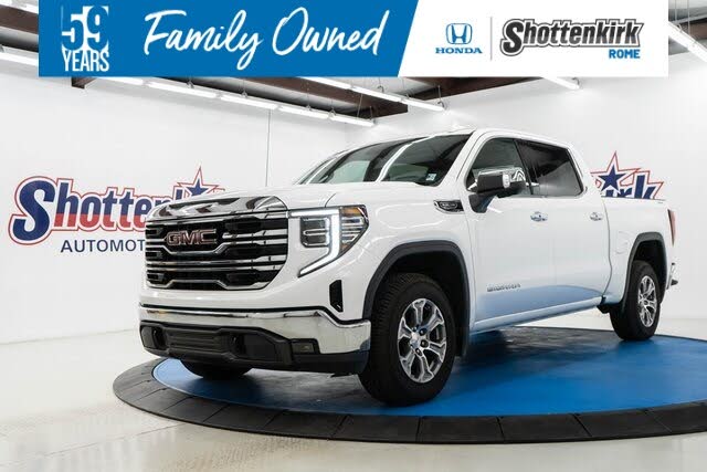 2024 GMC Sierra 1500 SLT Crew Cab 4WD