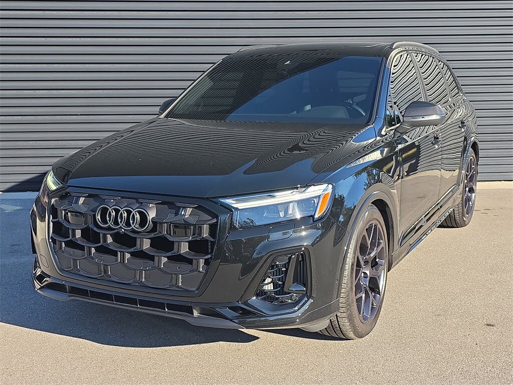 2025 Audi SQ7 4.0T quattro Premium Plus