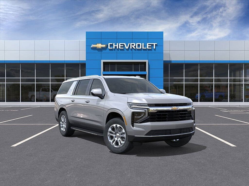 2025 Chevrolet Suburban LS 4WD