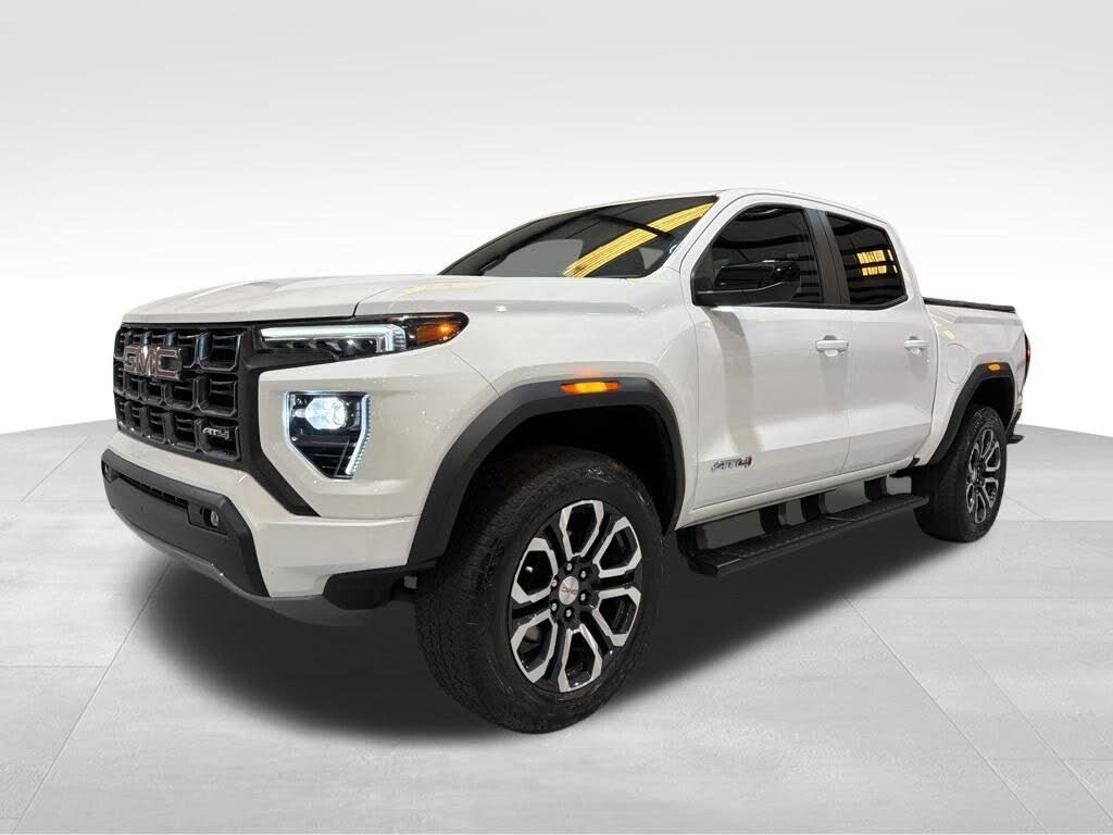 2023 GMC Canyon AT4 Crew Cab 4WD
