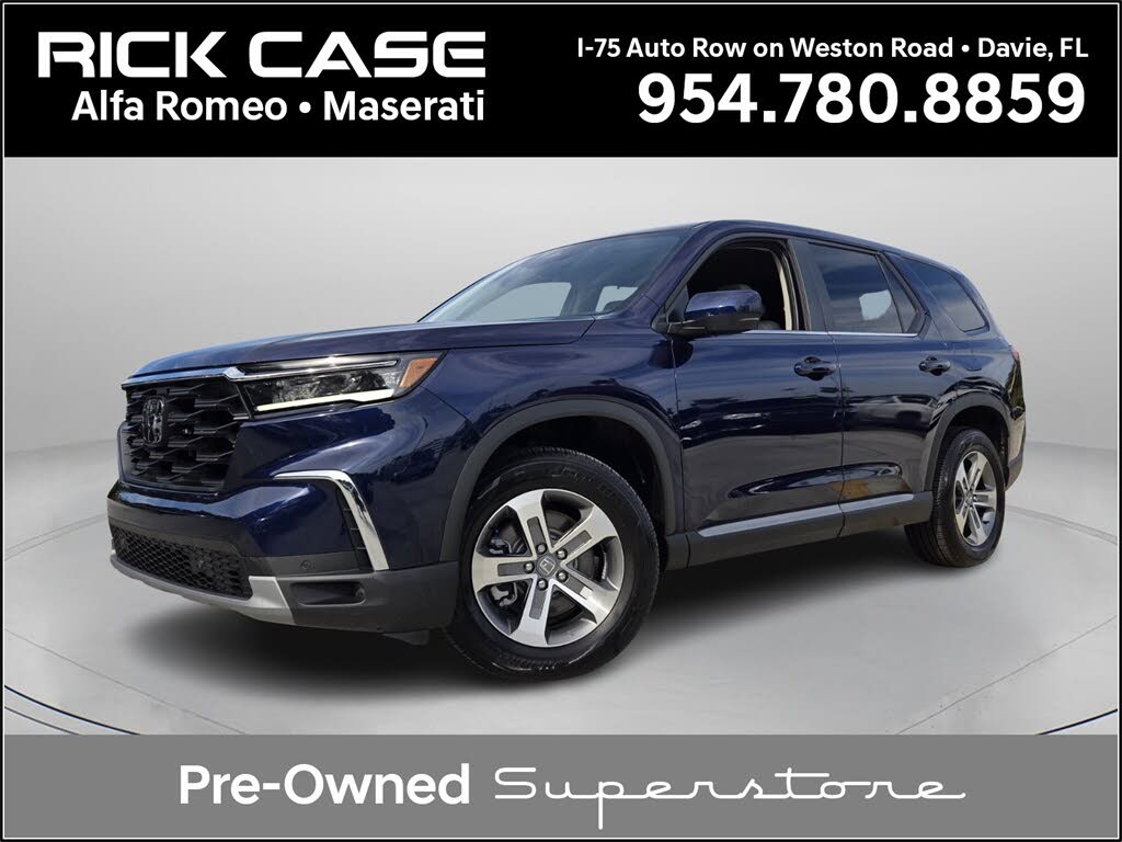 2024 Honda Pilot EX-L FWD with Captains Chairs