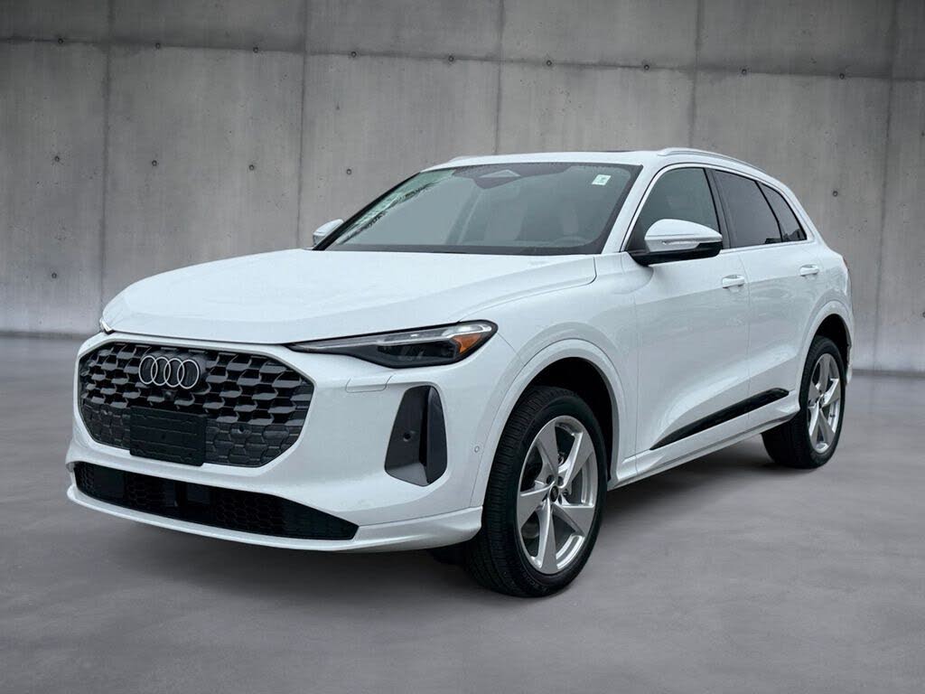 2025 Audi Q5 quattro Premium Plus 40 TFSI