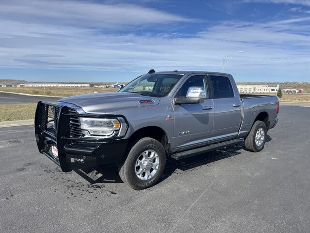 2024 RAM 3500 Laramie Crew Cab 4WD