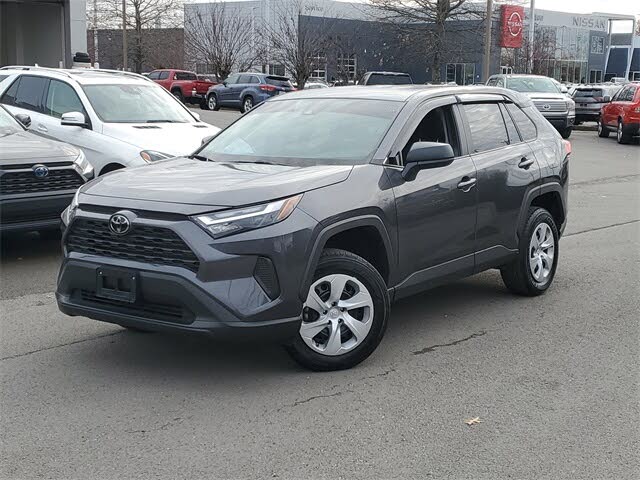 2024 Toyota RAV4 LE FWD