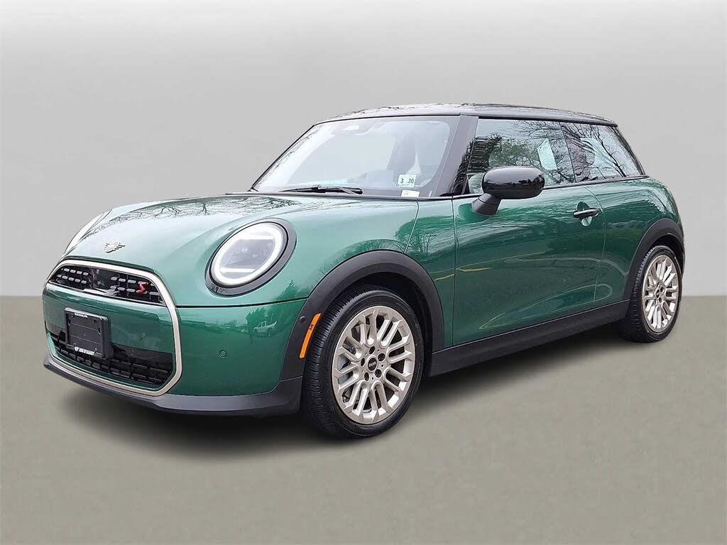2025 MINI Cooper S Signature Trim 2-door Hatchback