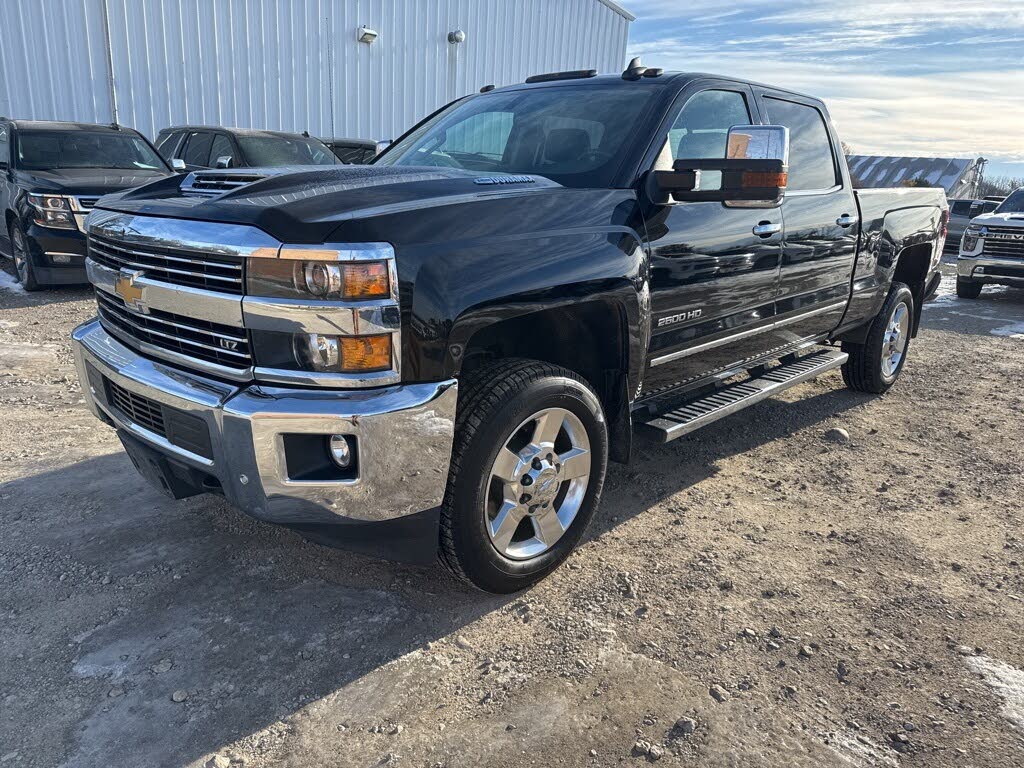 2017 Chevrolet Silverado 2500HD LTZ Crew Cab 4WD