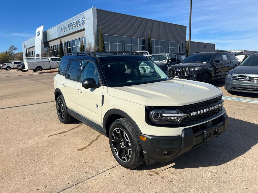 2025 Ford Bronco Sport Outer Banks AWD