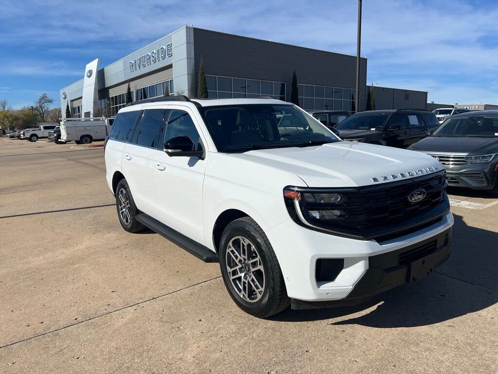 2025 Ford Expedition Active 4WD