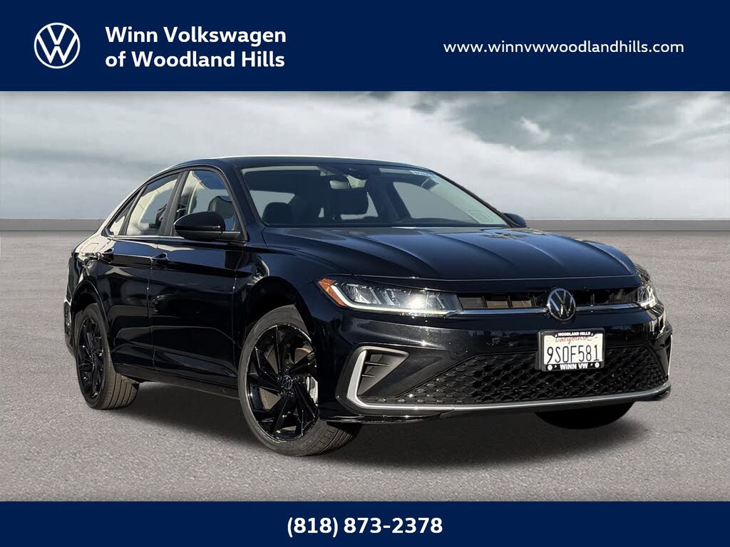 2025 Volkswagen Jetta SE FWD