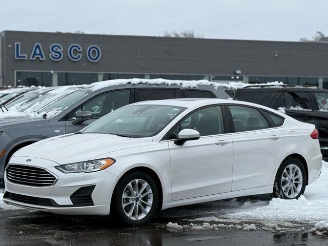 2020 Ford Fusion SE FWD