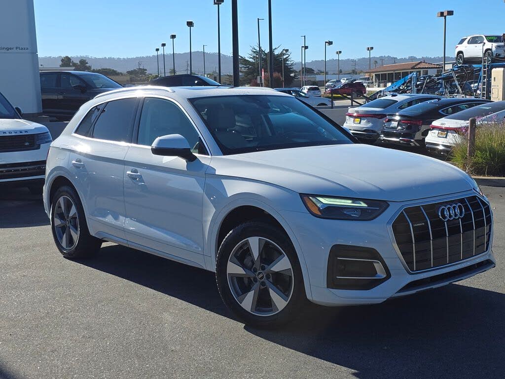 2022 Audi Q5 quattro Premium Plus 40 TFSI
