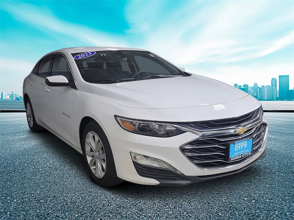 2023 Chevrolet Malibu LT with 1LT FWD