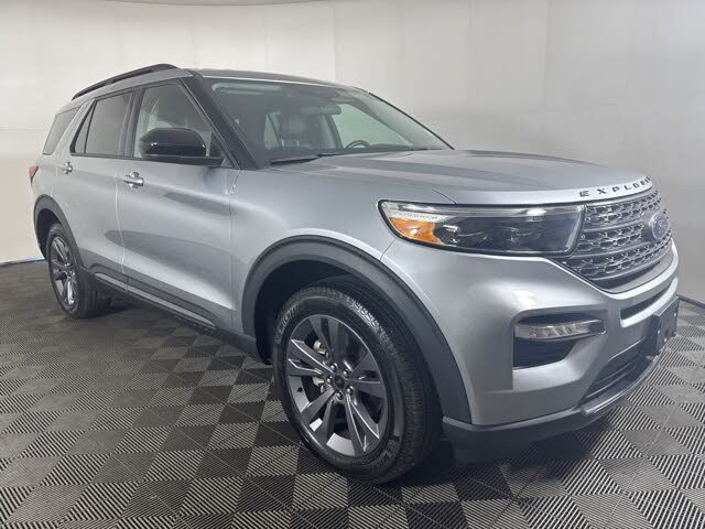 2023 Ford Explorer XLT AWD