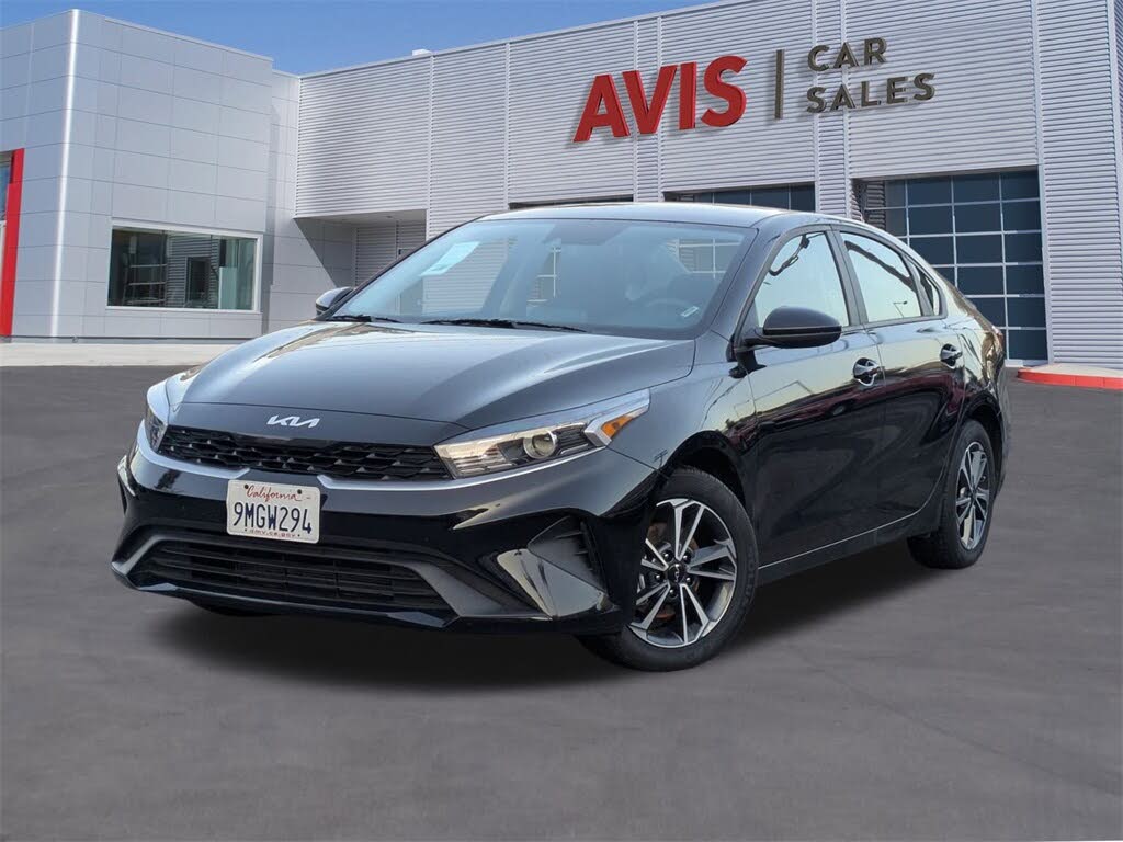 2024 Kia Forte LXS FWD
