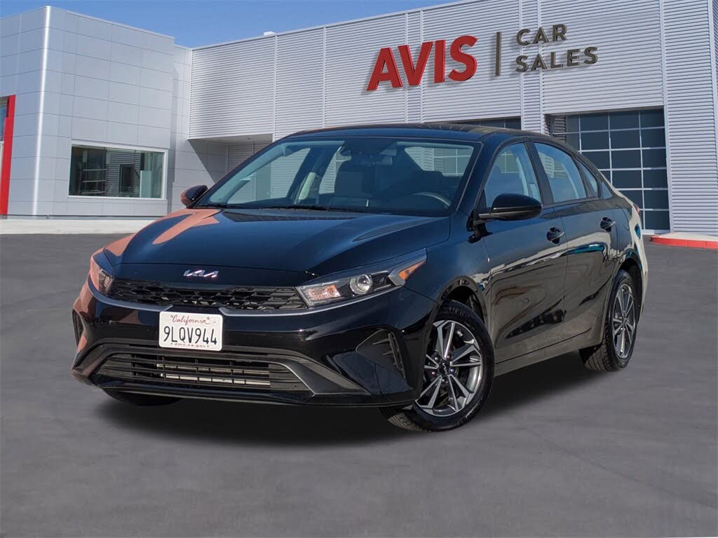 2024 Kia Forte LXS FWD
