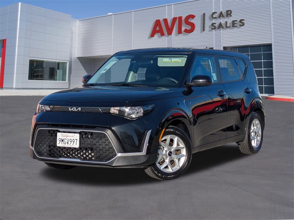 2024 Kia Soul LX FWD