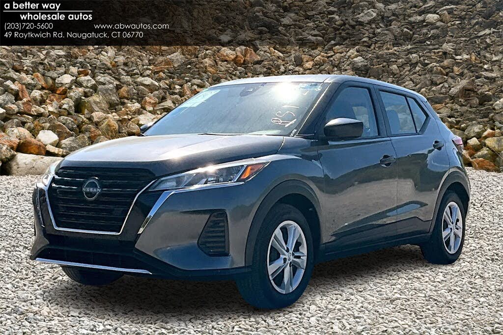 2024 Nissan Kicks S FWD