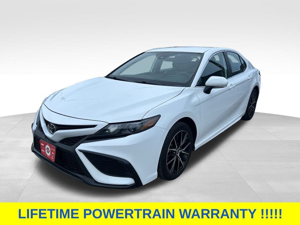 2024 Toyota Camry SE FWD