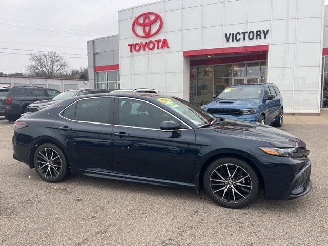 2021 Toyota Camry SE FWD