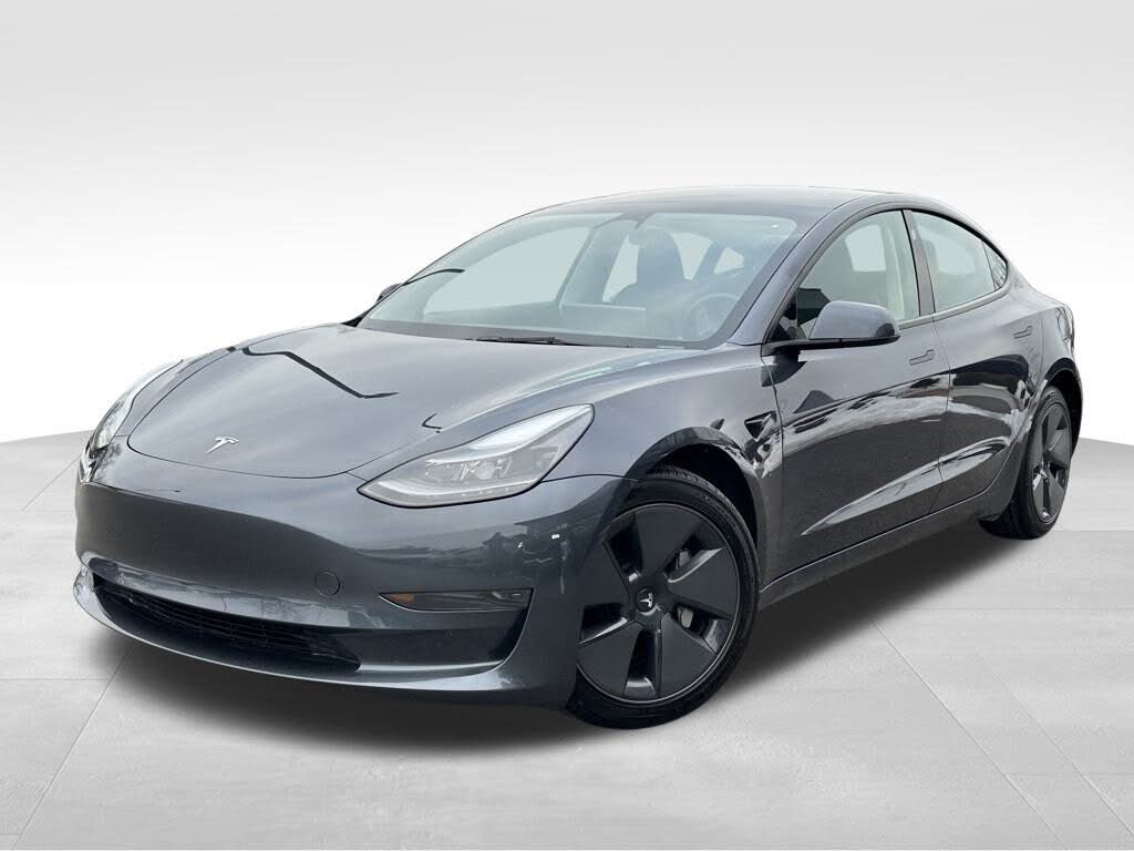 2023 Tesla Model 3 RWD