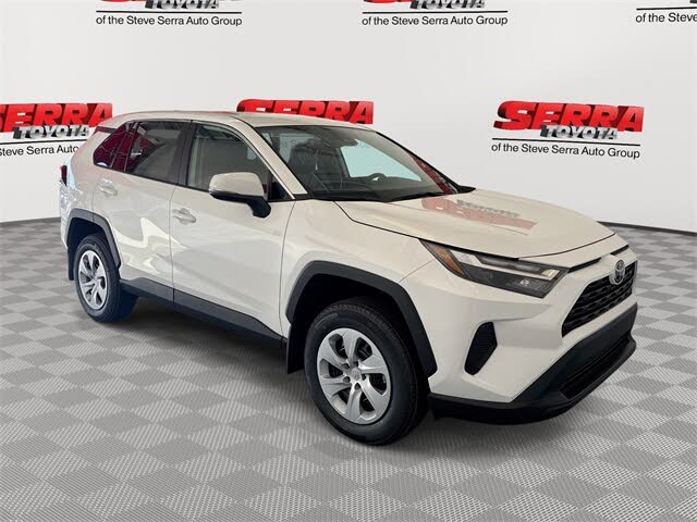 2025 Toyota RAV4 LE FWD